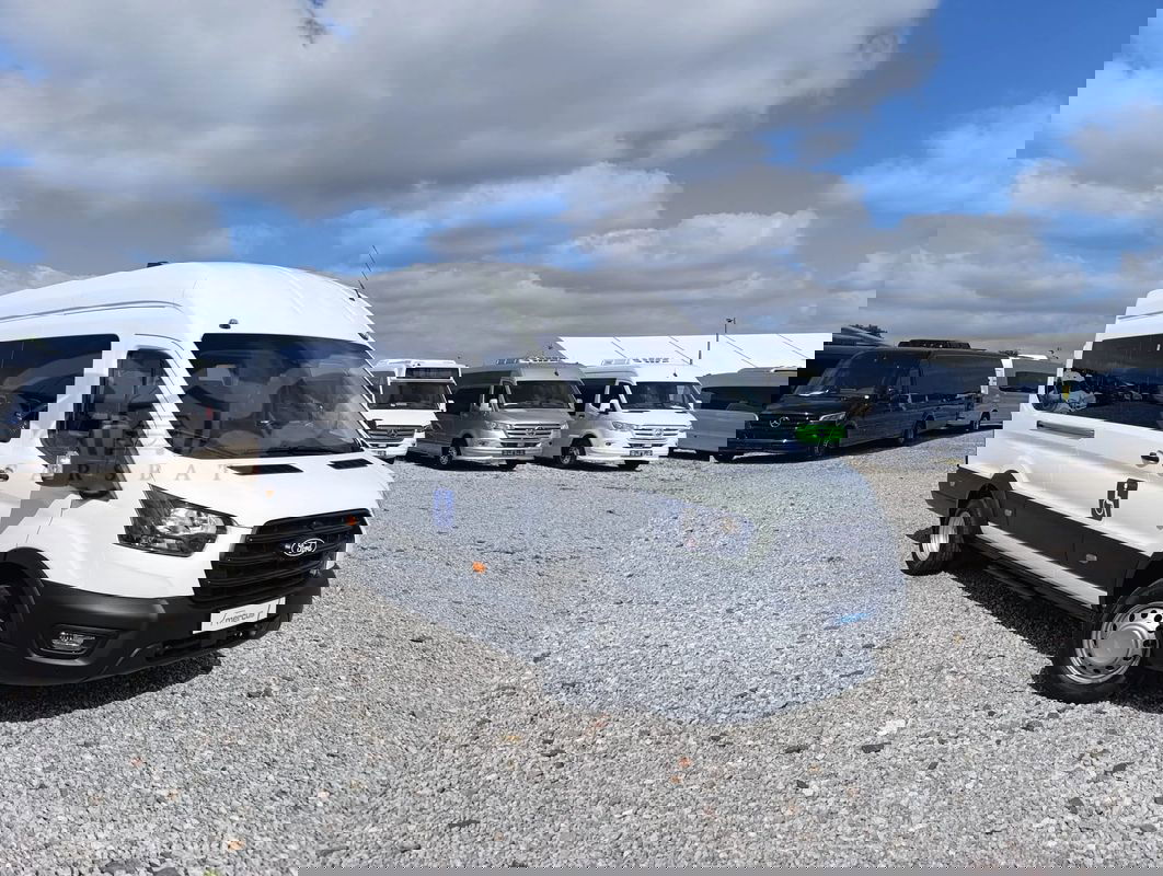 Ford Transit 2025