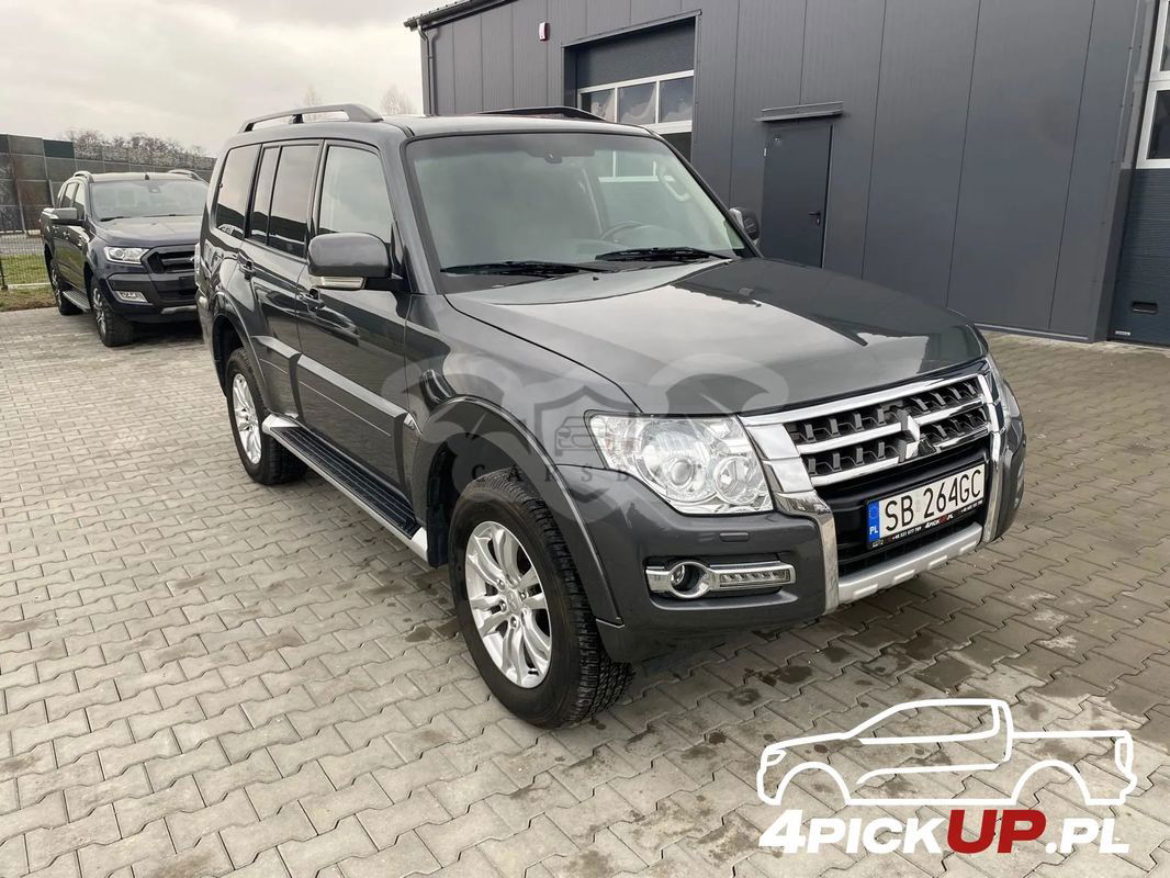 Mitsubishi Pajero IV 3.2 DID Instyle EU6 2017