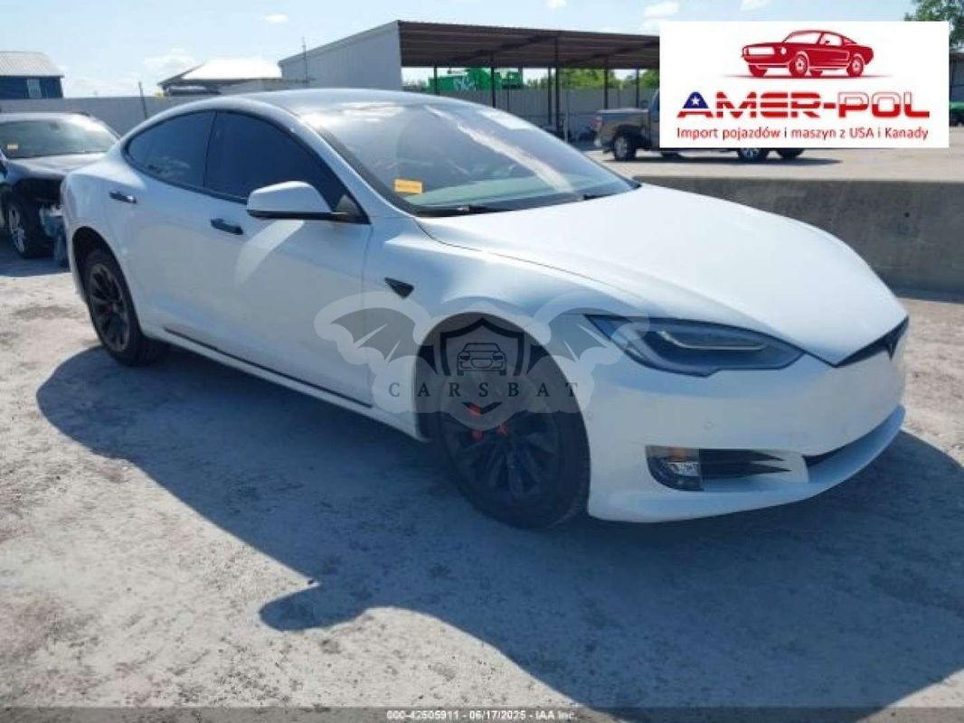 Tesla Model S 2021