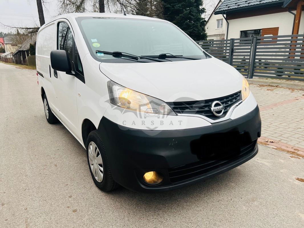 Nissan NV200 2016