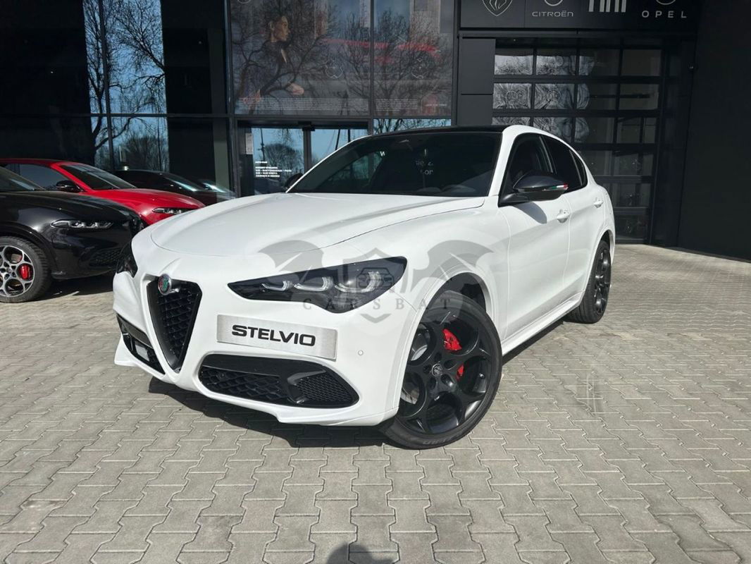 Alfa Romeo Stelvio 2025