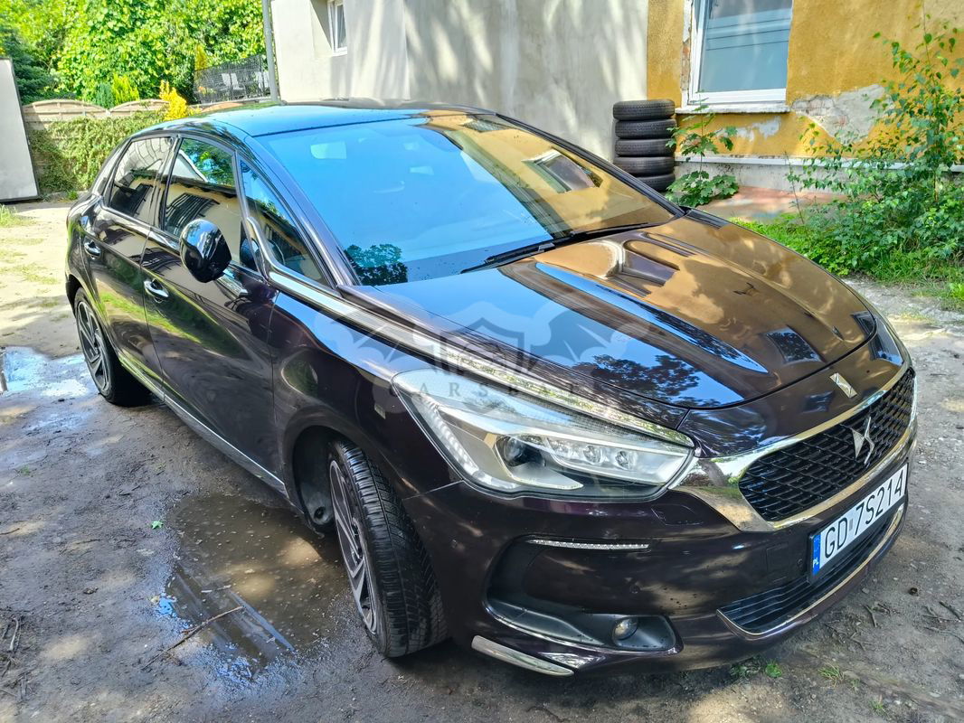 DS DS5 2017