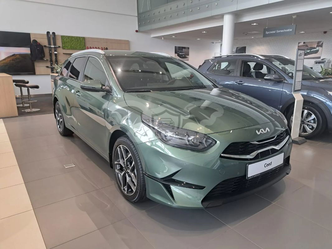Kia Ceed III 1.5 T-GDI Tribute DCT 2025