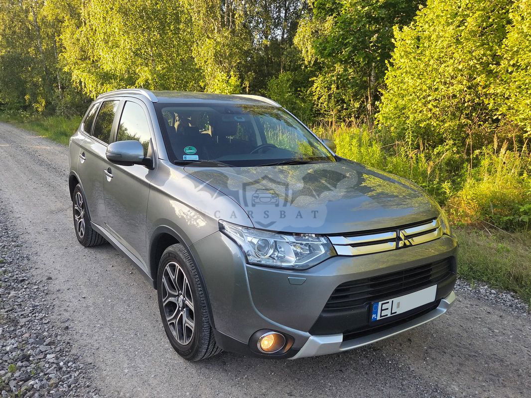 Mitsubishi Outlander III 2.0 Intense CVT 2014