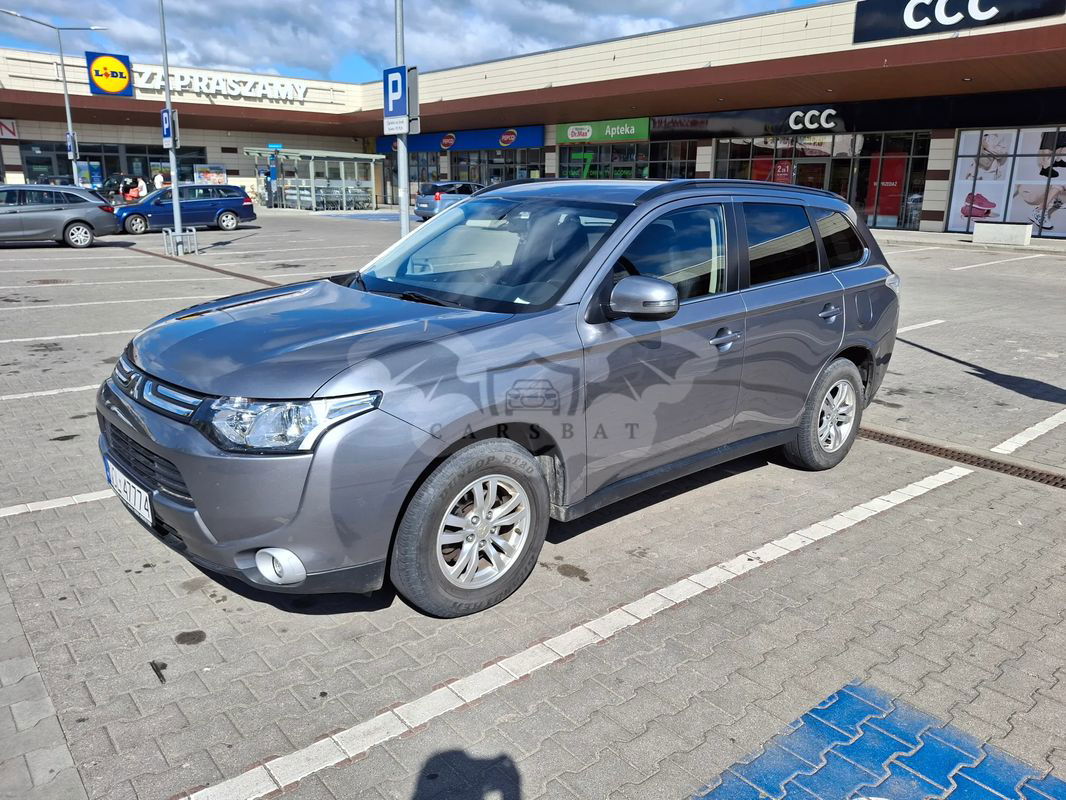 Mitsubishi Outlander III 2013