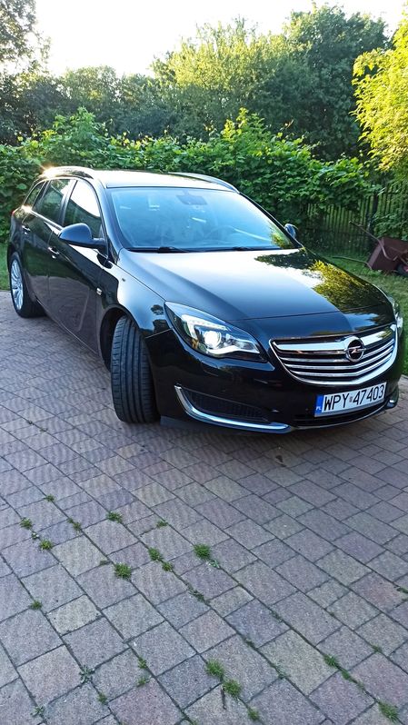 Opel Insignia A 2.0 CDTI Sports Tourer Automatik 2014