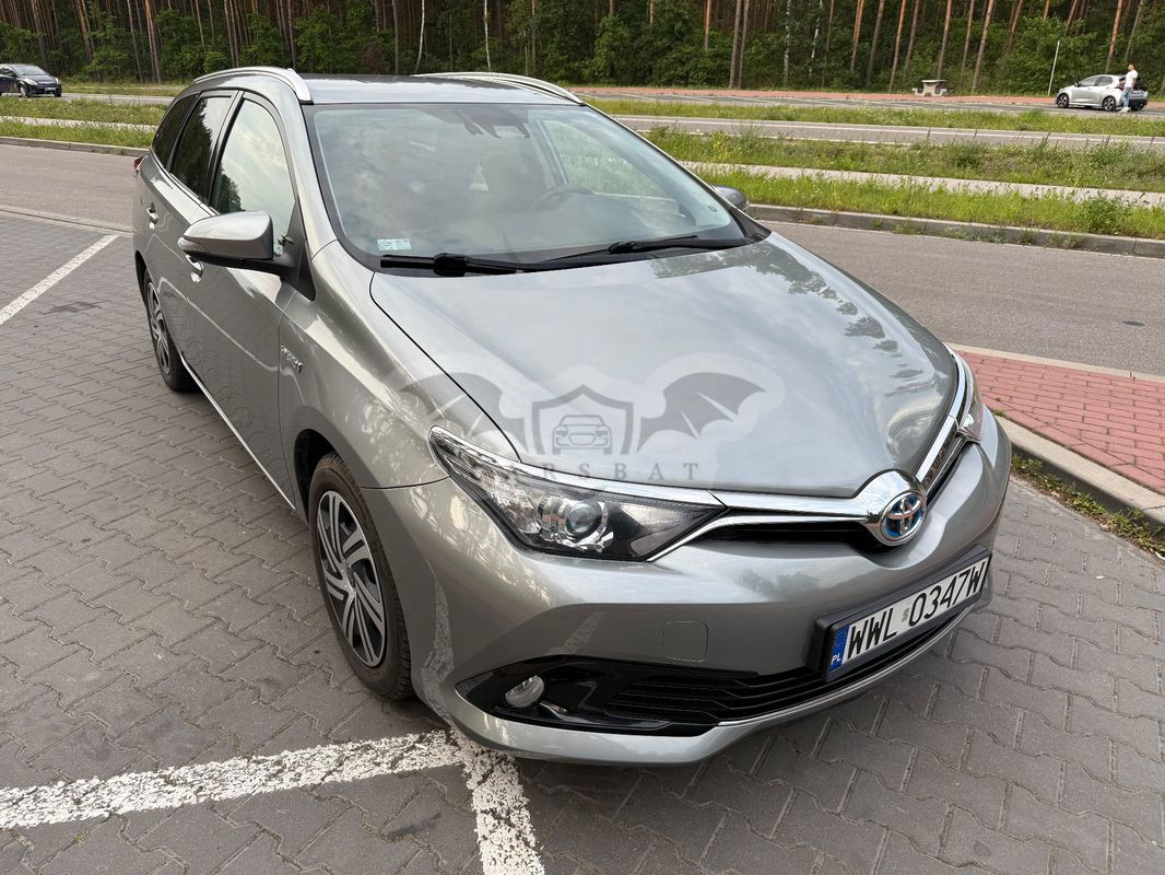 Toyota Auris II 1.8 VVT-i Hybrid Automatik Touring Sports Comfort 2016