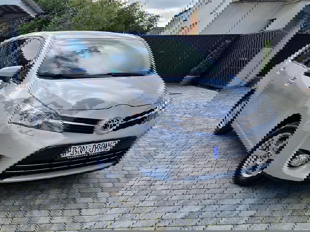 Toyota Verso 1.8 7-Sitzer Executive 2013