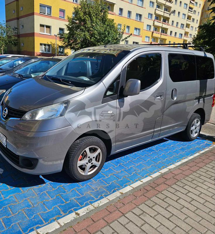 Nissan NV200 2012