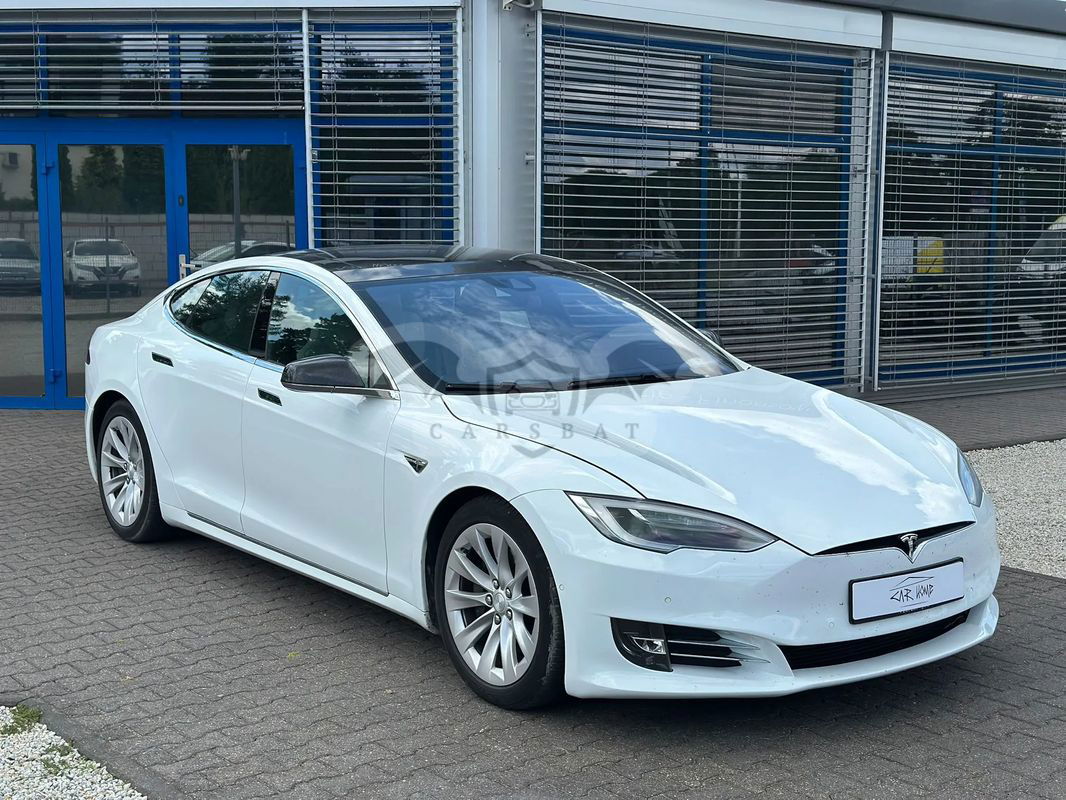 Tesla Model S 90 D 2016