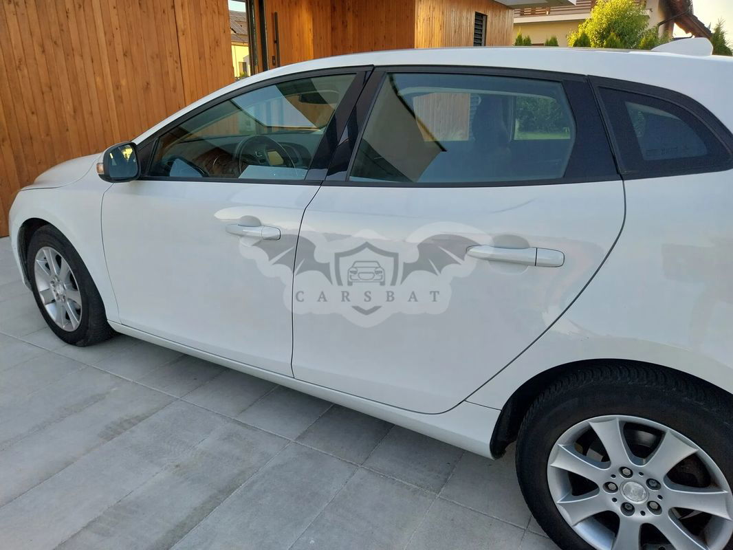 Volvo V40 II T3 Kinetic 2013