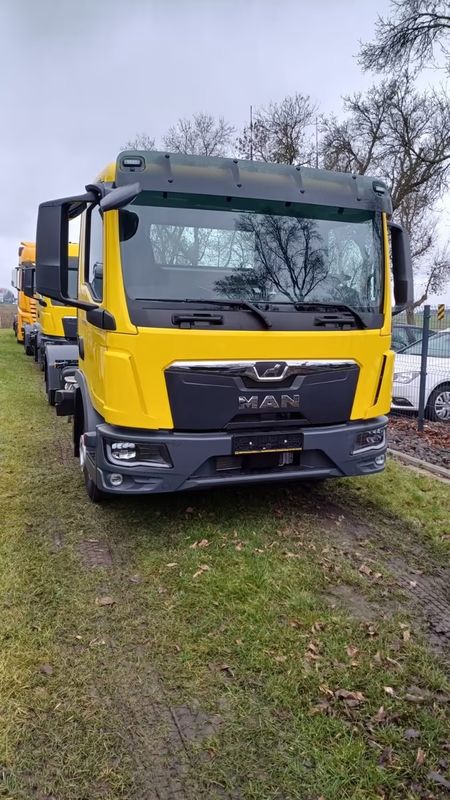 MAN M2000 2025