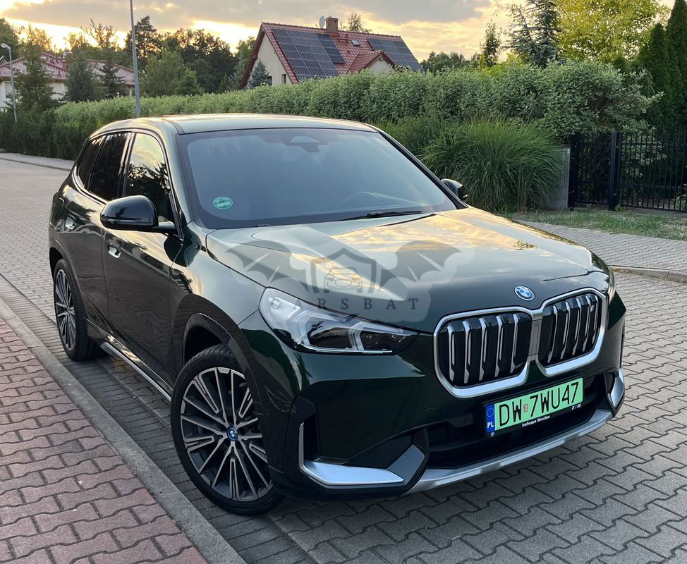 BMW iX1 xDrive30 66.5kWh xLine 2023