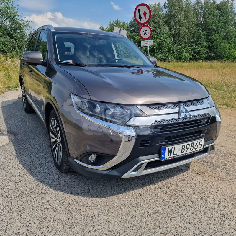 Mitsubishi Outlander III 2.0 Intense + Navi 4WD CVT 2018
