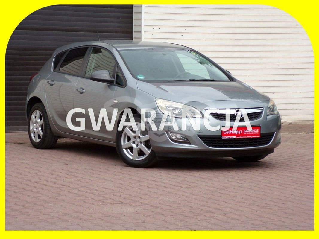 Opel Astra J 2010