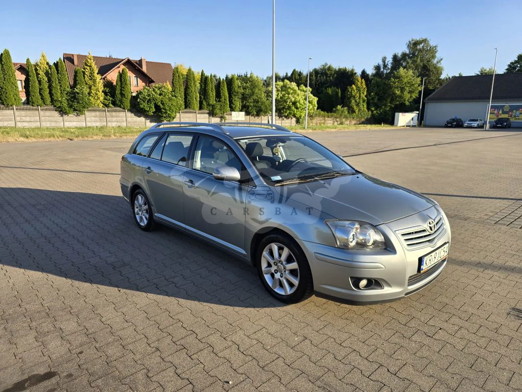 Toyota Avensis II 2.2 D-4D Combi Sol 2007