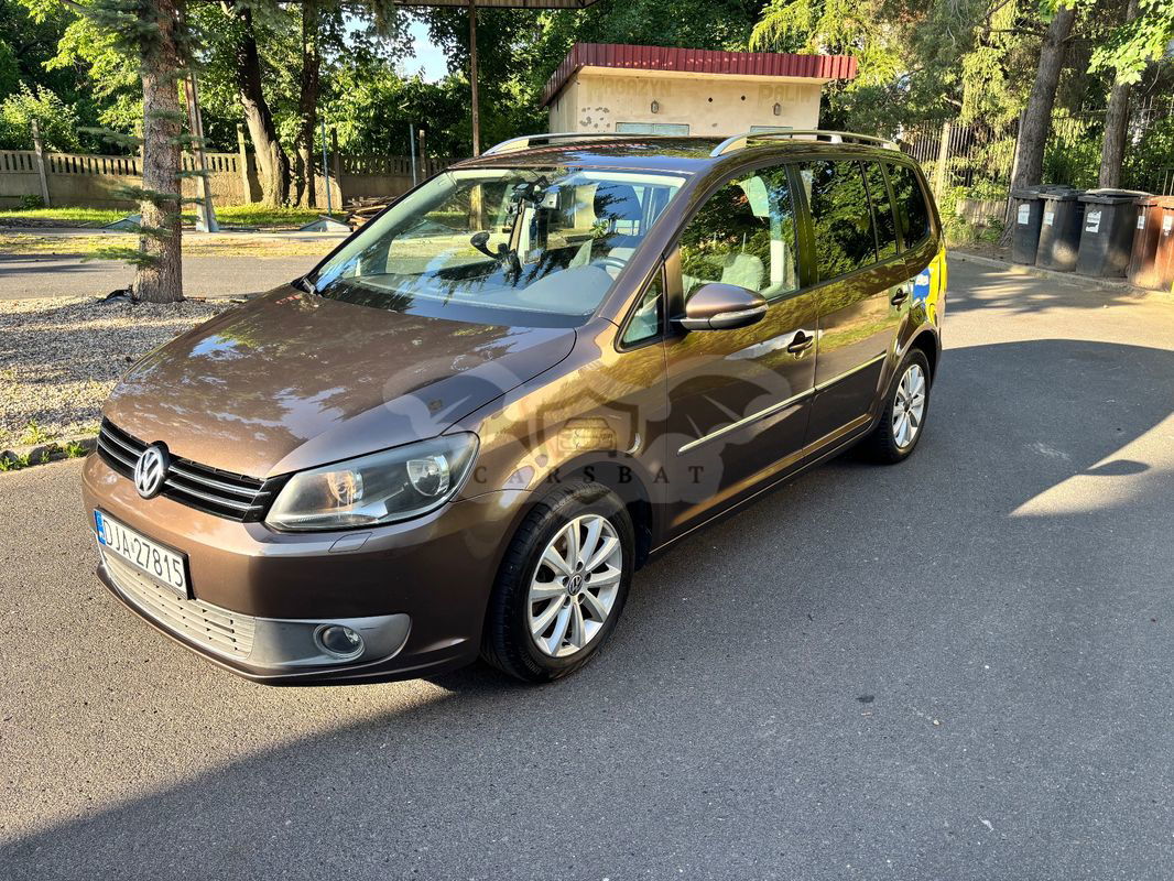 Volkswagen Touran II 2.0 TDI DPF Highline 2010