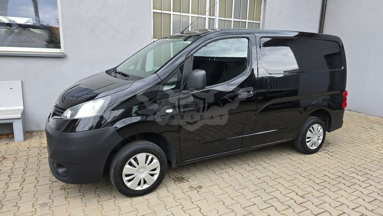 Nissan NV200 2017