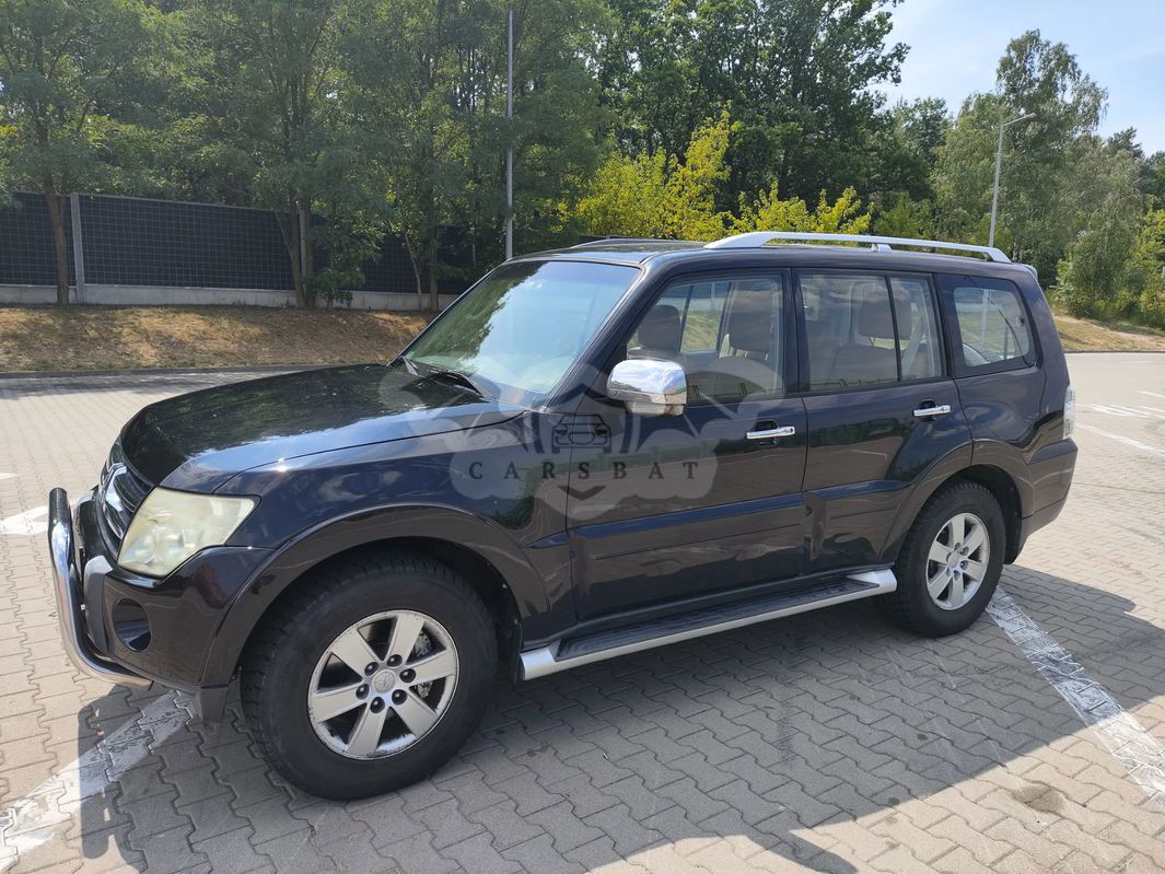 Mitsubishi Pajero IV 2010