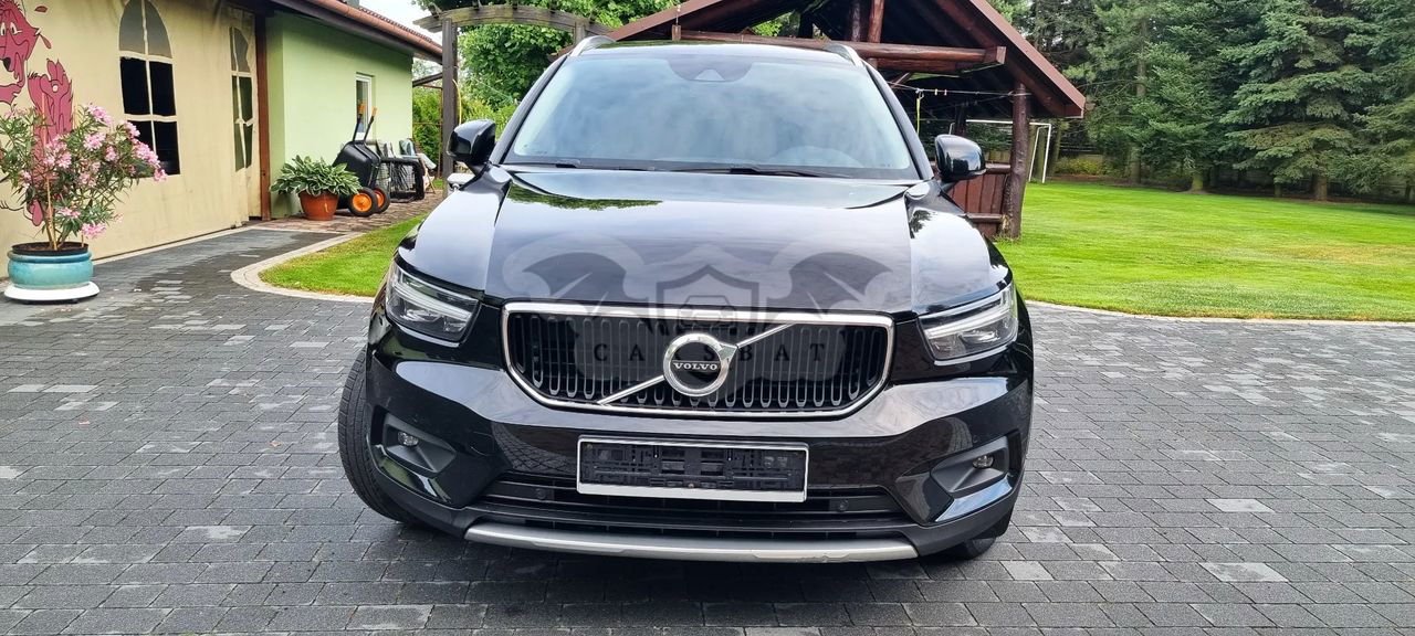 Volvo XC40 D3 Momentum Pro 2021