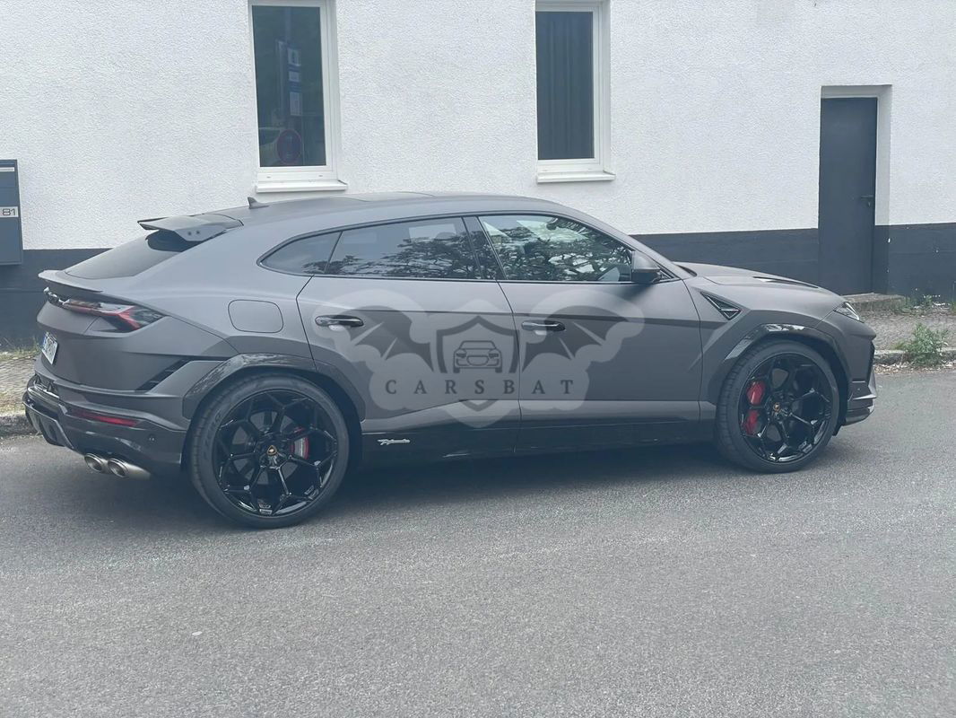 Lamborghini Urus 2025