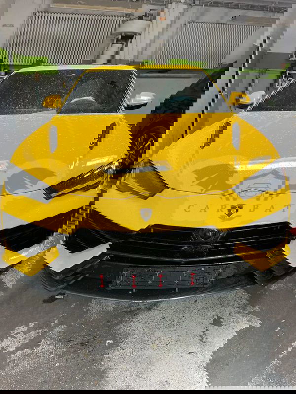 Lamborghini Urus 2025