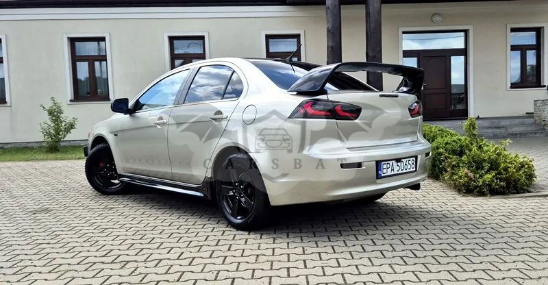 Mitsubishi Lancer IX 1.8 Instyle NAVI 2009