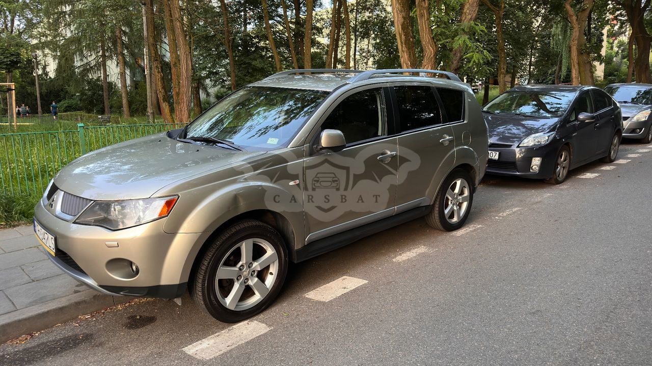Mitsubishi Outlander II 2.0 DID Intense + 2009