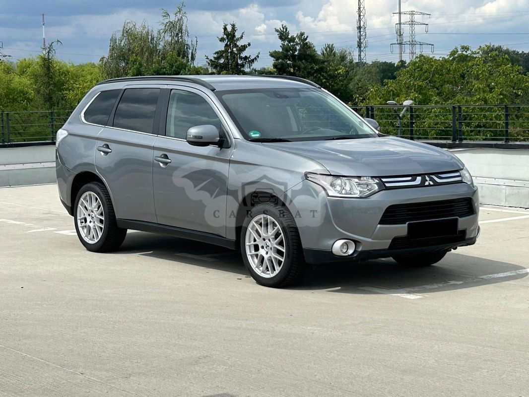 Mitsubishi Outlander III 2.2 DI-D 4WD Intense 2013
