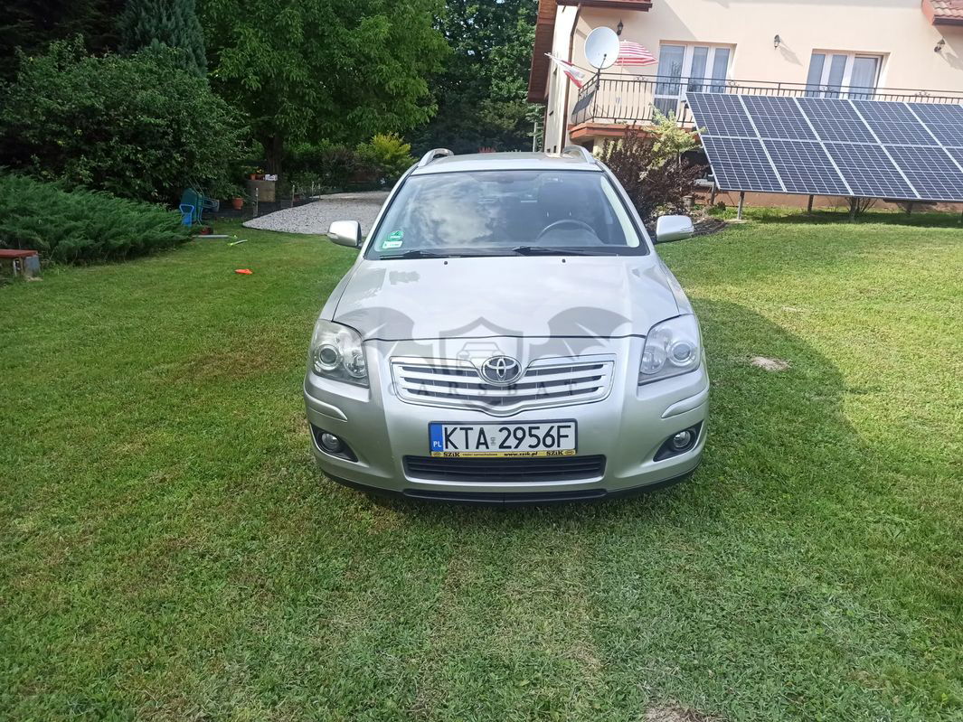 Toyota Avensis II 2.0 D-4D Sol 2007
