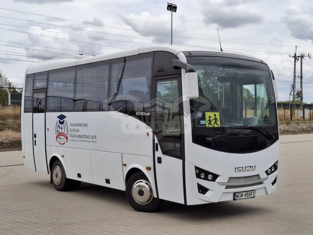 Isuzu Novolux 2016