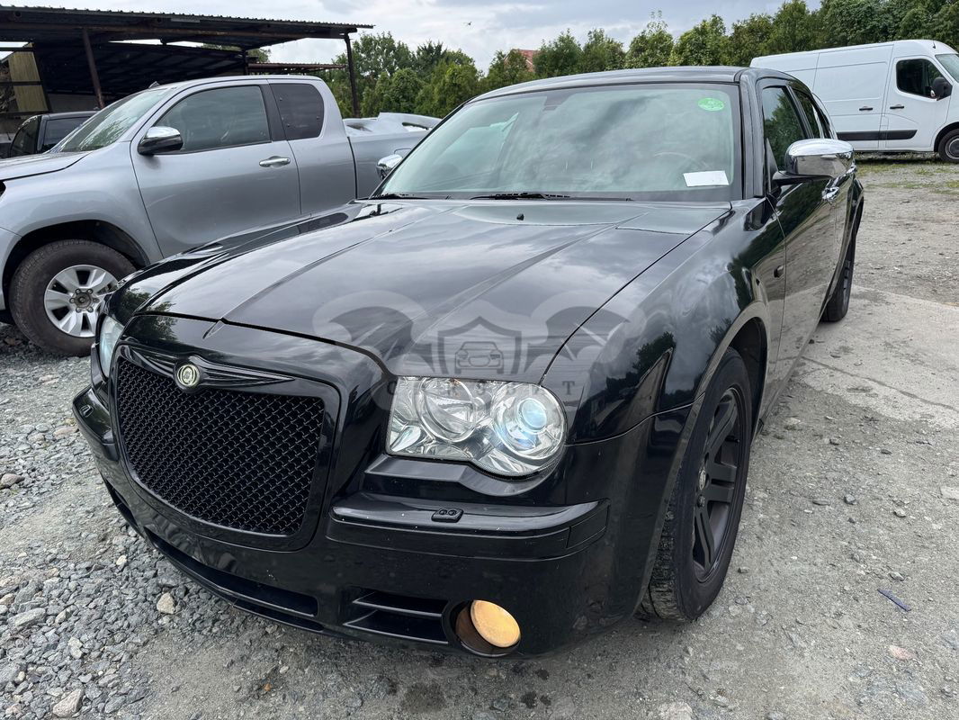 Chrysler 300C 3.0 CRD DPF Automatik SRT-Design 2006