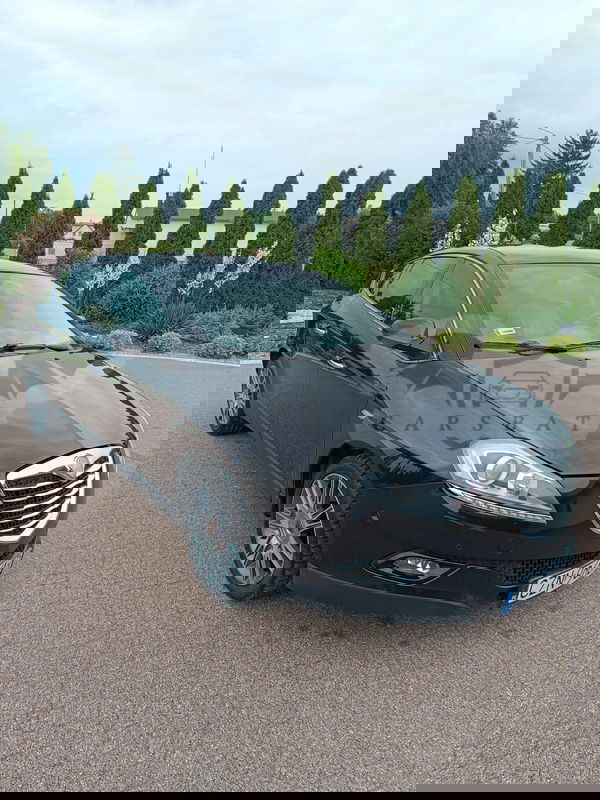 Lancia Delta 1.8 Di T-Jet 16v Executive 2012