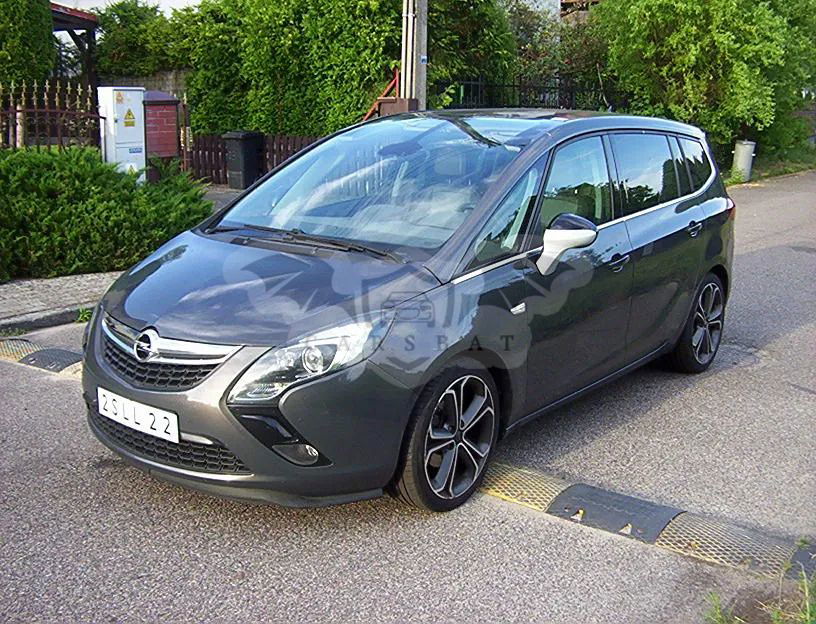 Opel Zafira C 1.4 T Cosmo 2013