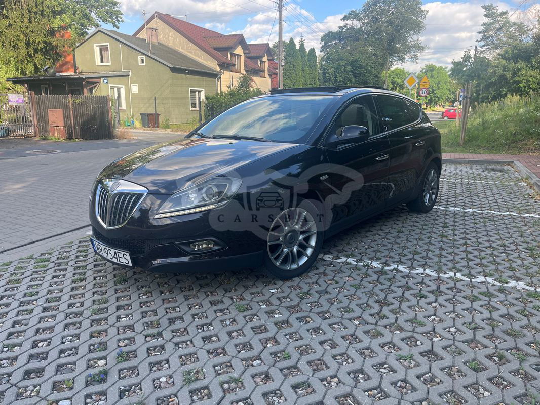 Lancia Delta 2010