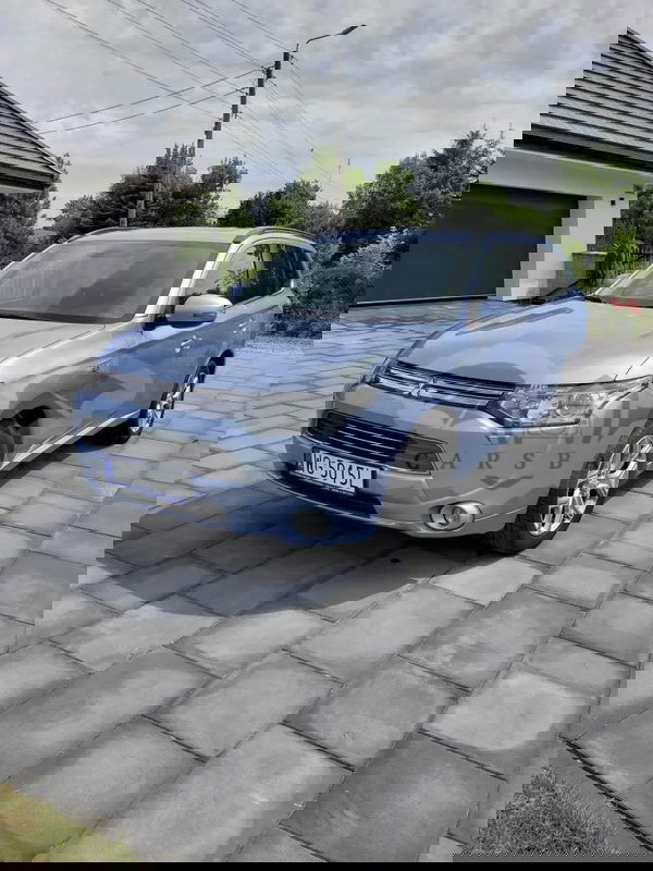 Mitsubishi Outlander III 2014