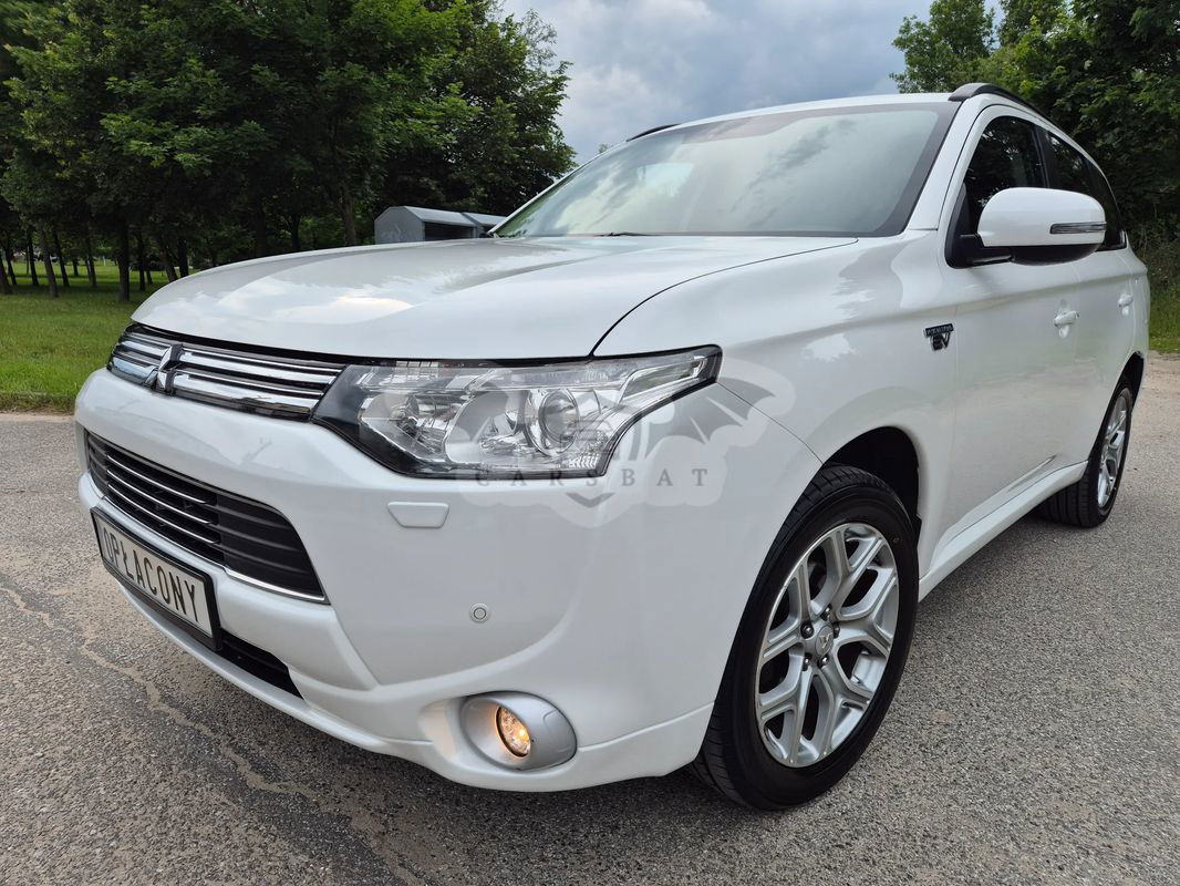 Mitsubishi Outlander III 2.0 4WD Plug-In Hybrid 2014