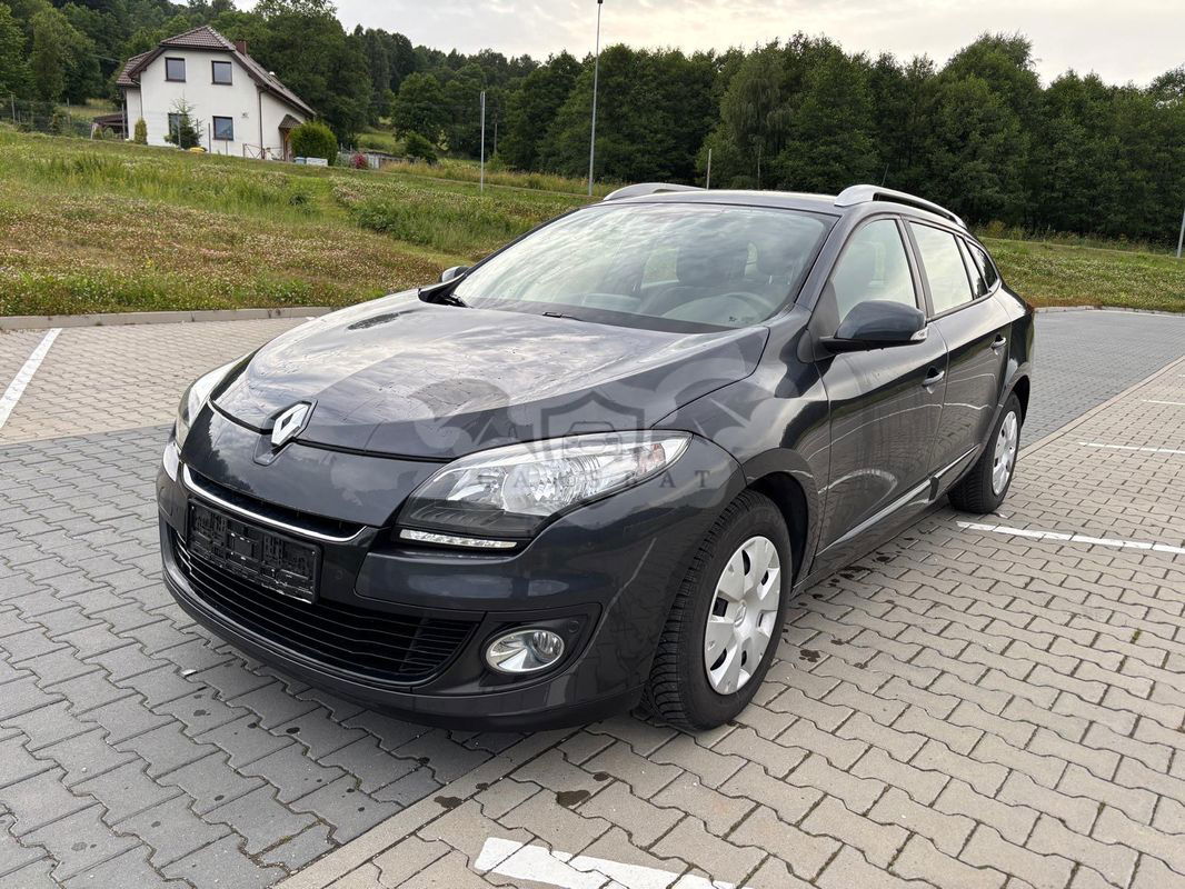 Renault R 4 2013