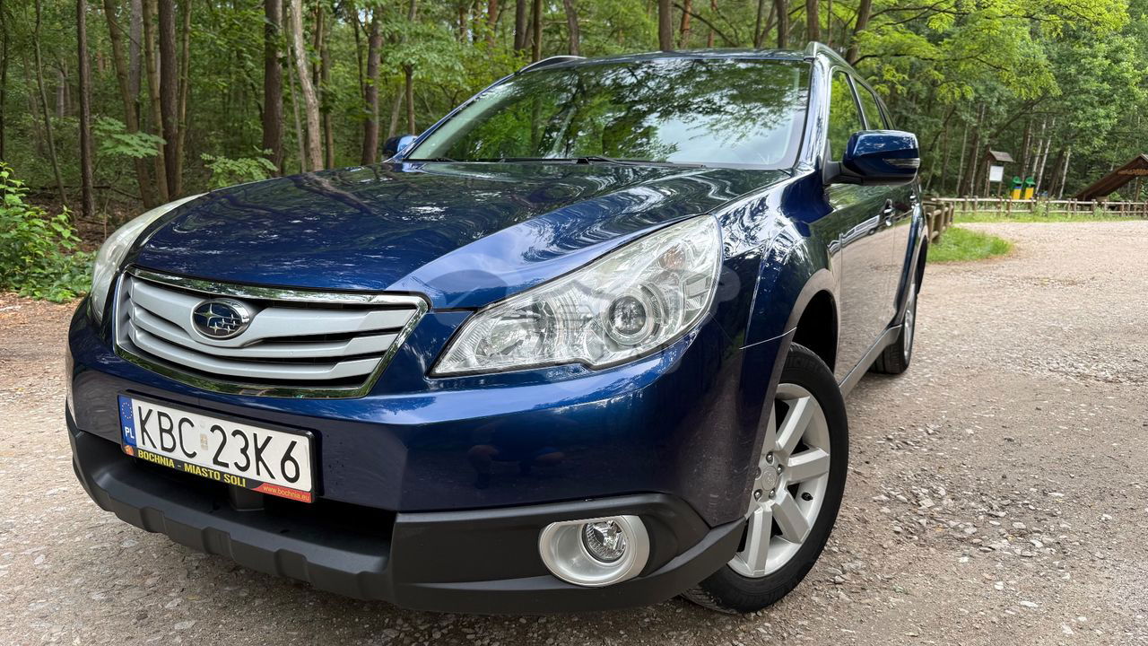 Subaru Outback IV Legacy 2.5i Active AT 2011
