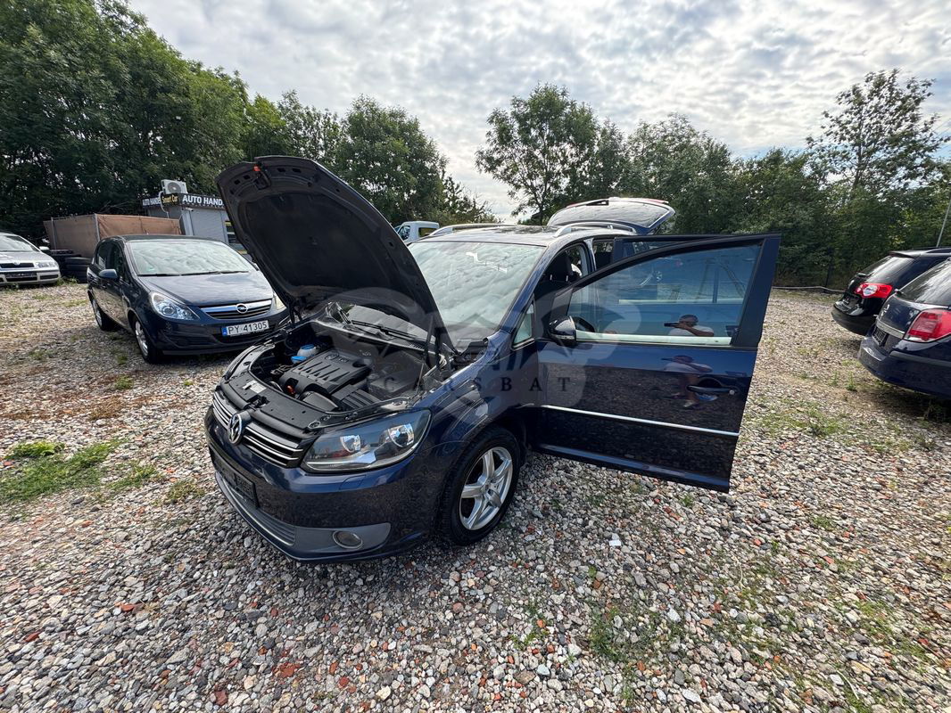 Volkswagen Touran II 2.0 TDI DPF Highline 2012
