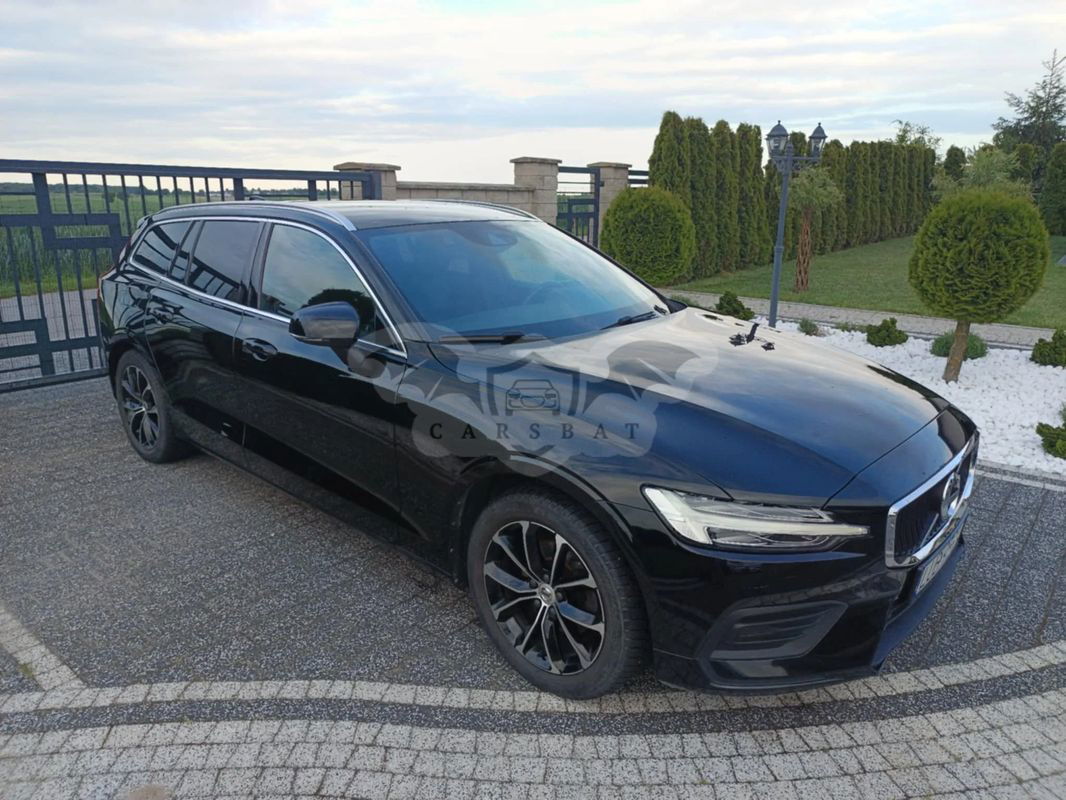 Volvo V60 II D4 Momentum 2020