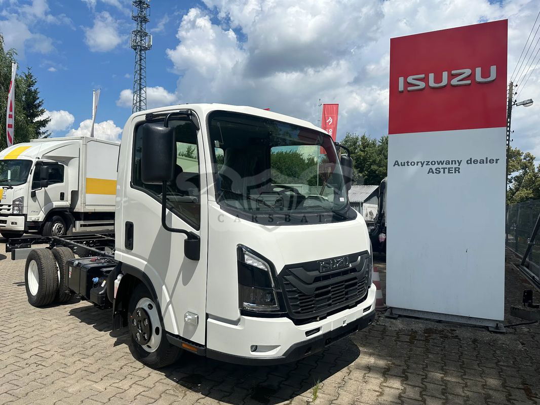Isuzu M21 2025
