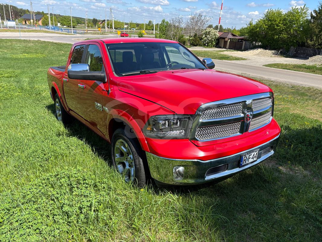 Dodge RAM 1500 5.7 4x4 2015