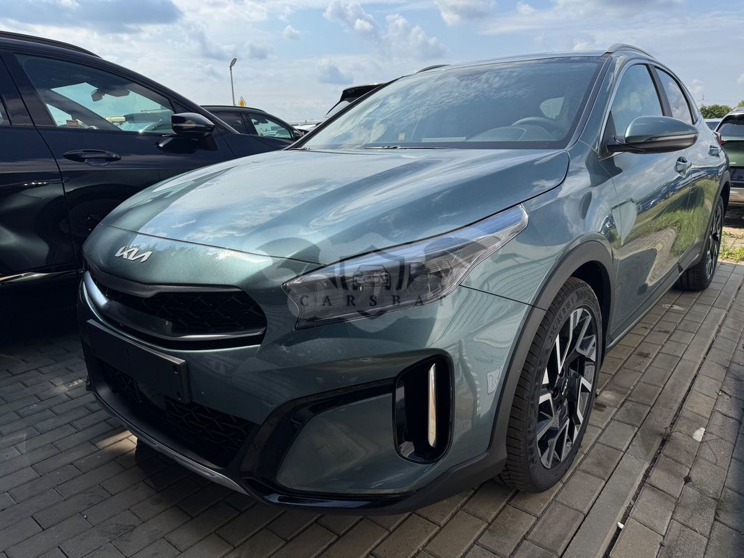 Kia XCeed 1.5 T-GDI Business Line DCT 2025