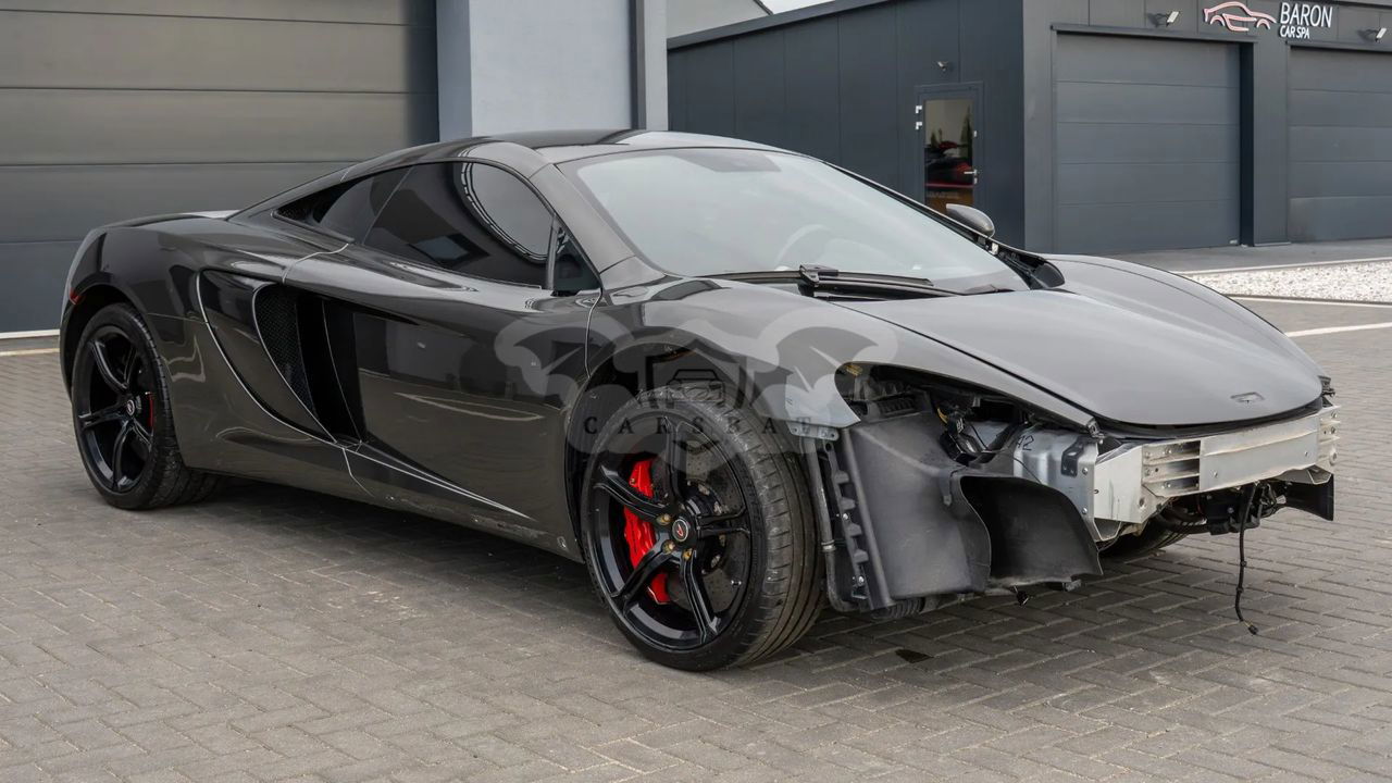 McLaren 650S 2015