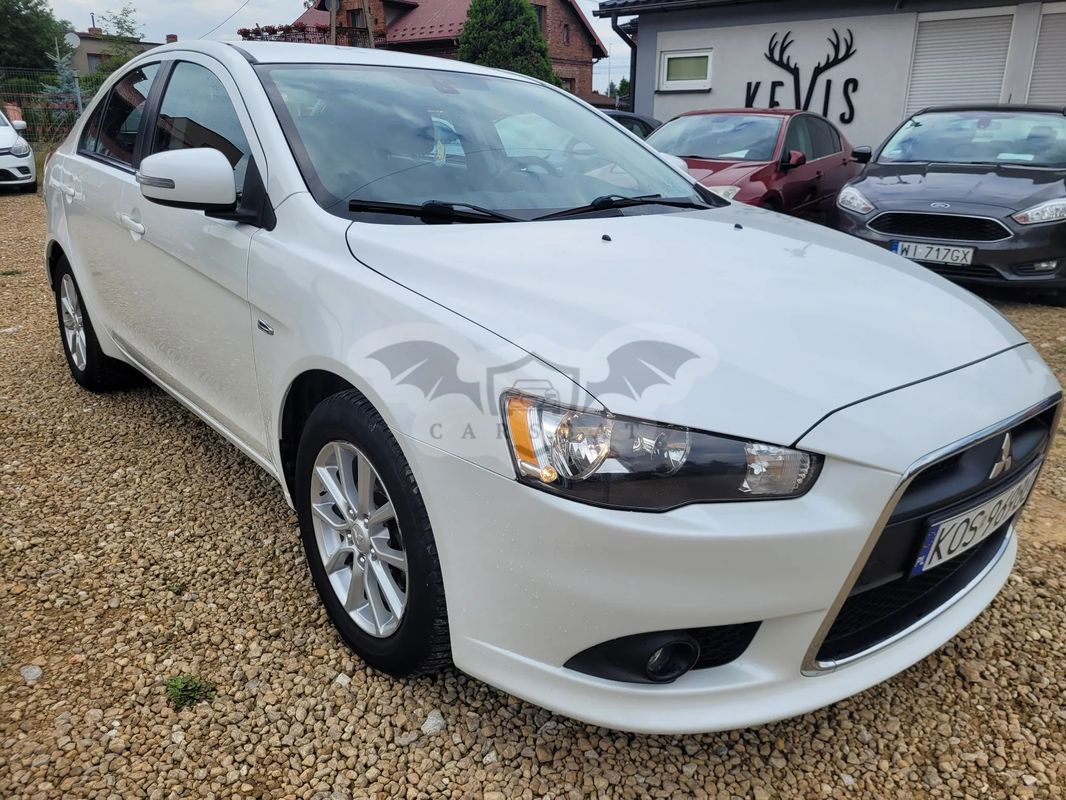 Mitsubishi Lancer IX 1.6 Inform 2014