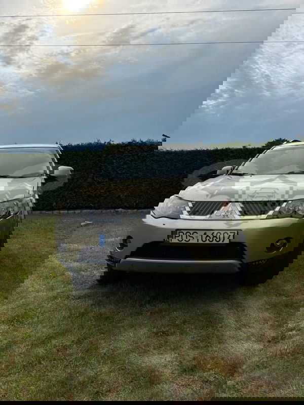 Mitsubishi Outlander II 2.0 DID Instyle 2008