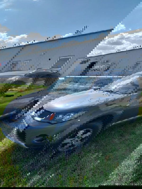 Mitsubishi Outlander II 2.4 Invite 2007