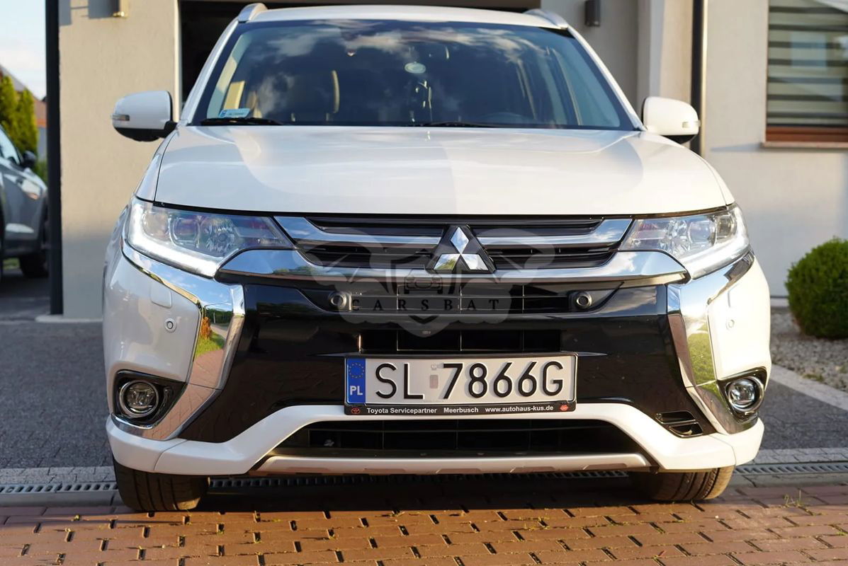 Mitsubishi Outlander III 2.0 Instyle Navi 4WD CVT 2017