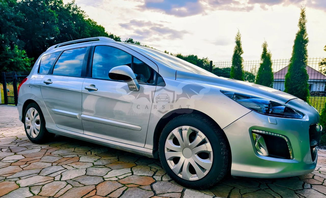 Peugeot 308 T7 2012